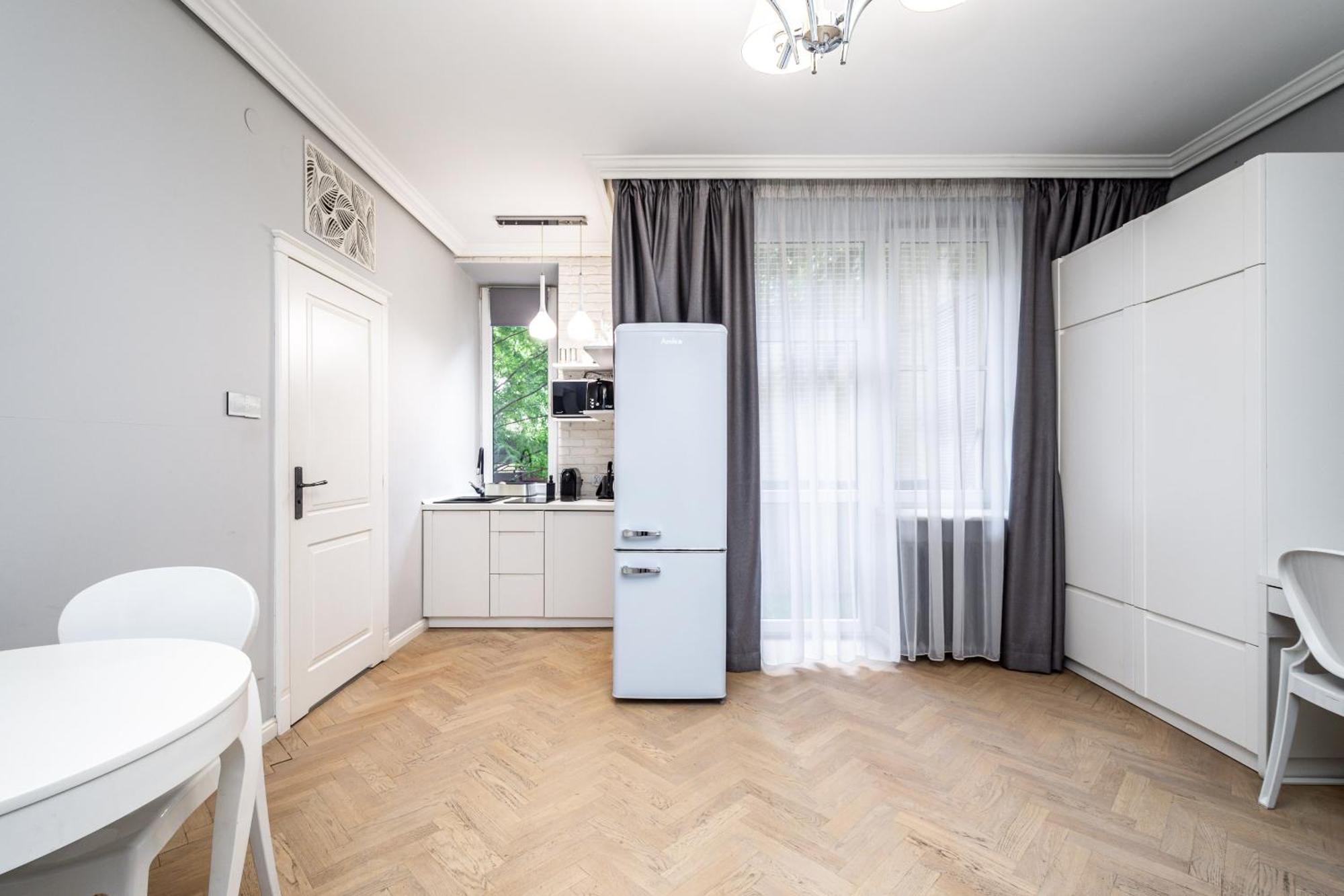 Rentplanet - Studio Krasinskiego Krasków Eksteriør bilde